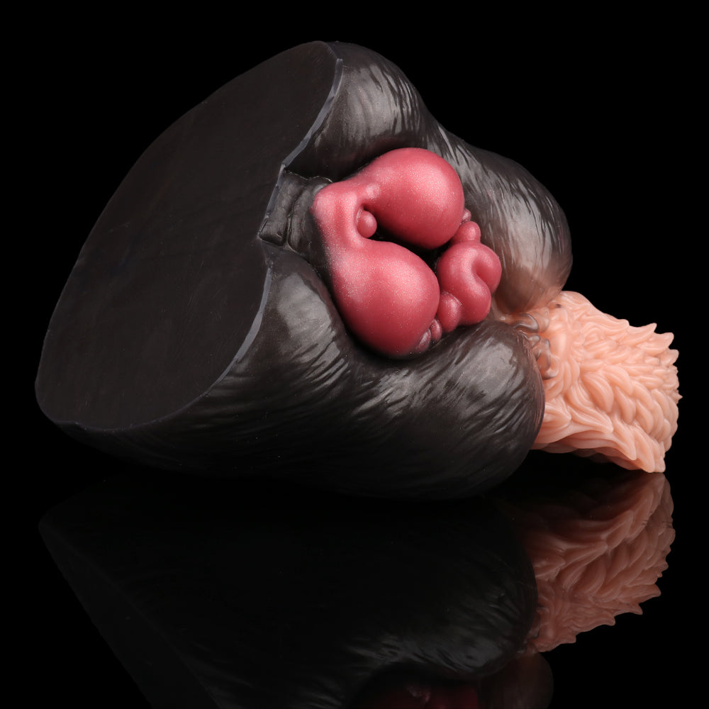 Kennel Queen – Doggy Backdoor Stroker